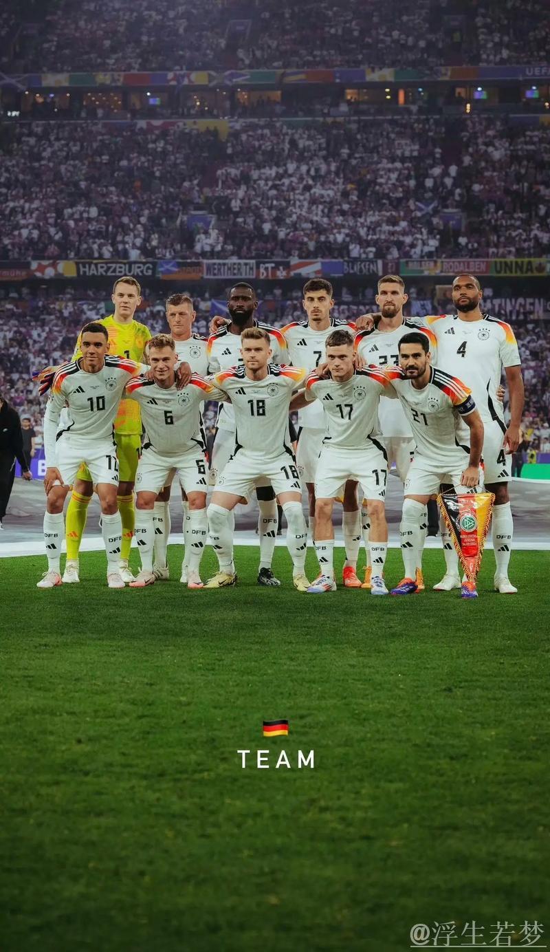 穆勒度假归来组织聚会，20名队友积极参与